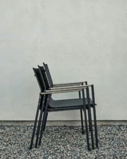 Brafab Lyra Esszimmerstuhl, Schwarz/Grau -Hay || Brafab || Fatboy Verkäufe brafab lyra armchair black grey 10