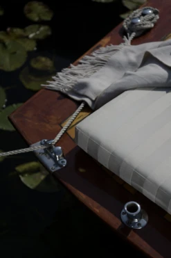 Wide Stripe Bootskissen 40x45 Cm, Weiß -Hay || Brafab || Fatboy Verkäufe diyti wide stripe boat cushion 40x45 cm 7