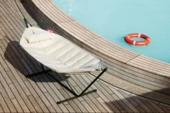 Fatboy Headdemock Superb Hammock + Pillow, Sahara/Light Grey 6 Fatboy Headdemock Superb Hammock + Pillow, Sahara/Light Grey -Hay || Brafab || Fatboy Verkäufe fatboy headdemock superb hangematte kissen 3