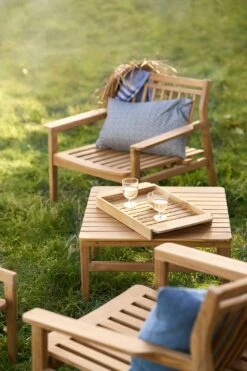 M19 Sammen Loungetisch Im Freien Nutzbar Teakholz, H:33 Cm -Hay || Brafab || Fatboy Verkäufe fdb mbler m19 sammen loungetisch im freien nutzbar teakholz 0