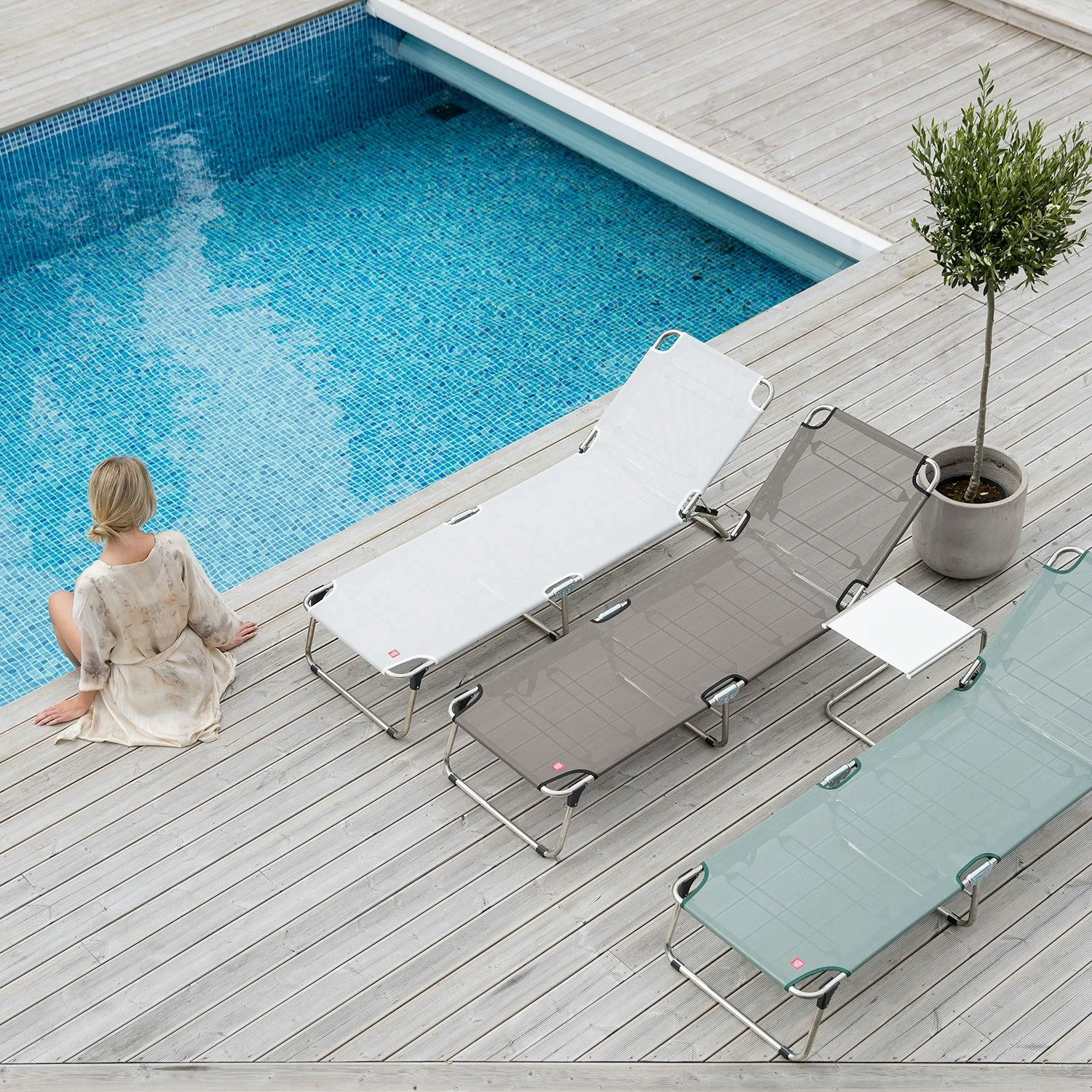 FIAM Club Beistelltisch, Weiß 2 FIAM Club Beistelltisch, Weiß – Bild 2