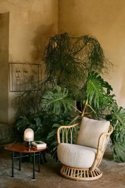 Gubi Carmel Kaffeetisch 60x60 Cm, Rock Red -Hay || Brafab || Fatboy Verkäufe gubi carmel 11