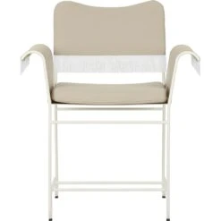 Gubi Tropique Esszimmerstuhl Mit Fransen, Classic White Semi Matt / Leslie 12