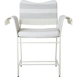 Gubi Tropique Esszimmerstuhl Mit Fransen, Classic White Semi Matt / Leslie Stripe 20