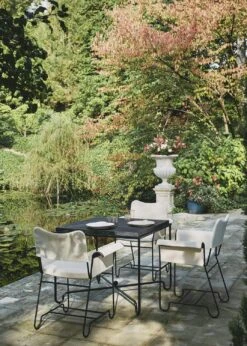 Gubi Tropique Esszimmerstuhl, Classic Black / Udine 06 9 Gubi Tropique Esszimmerstuhl, Classic Black / Udine 06 -Hay || Brafab || Fatboy Verkäufe gubi tropique dining chair black limonta udine 06 3