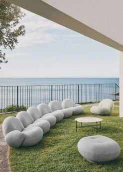 Gubi TS Outdoor Kaffeetisch Ø80x35 Cm, Schwarz/Weiß Travertin 9 Gubi TS Outdoor Kaffeetisch Ø80x35 Cm, Schwarz/Weiß Travertin -Hay || Brafab || Fatboy Verkäufe gubi ts outdoor coffee table 80 black white travertin 3