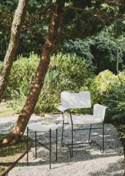 Gubi TS Outdoor Beistelltisch Ø40x51 Cm, Schwarz/Weiß Travertin -Hay || Brafab || Fatboy Verkäufe gubi ts outdoor side table 40 black white travertine 4