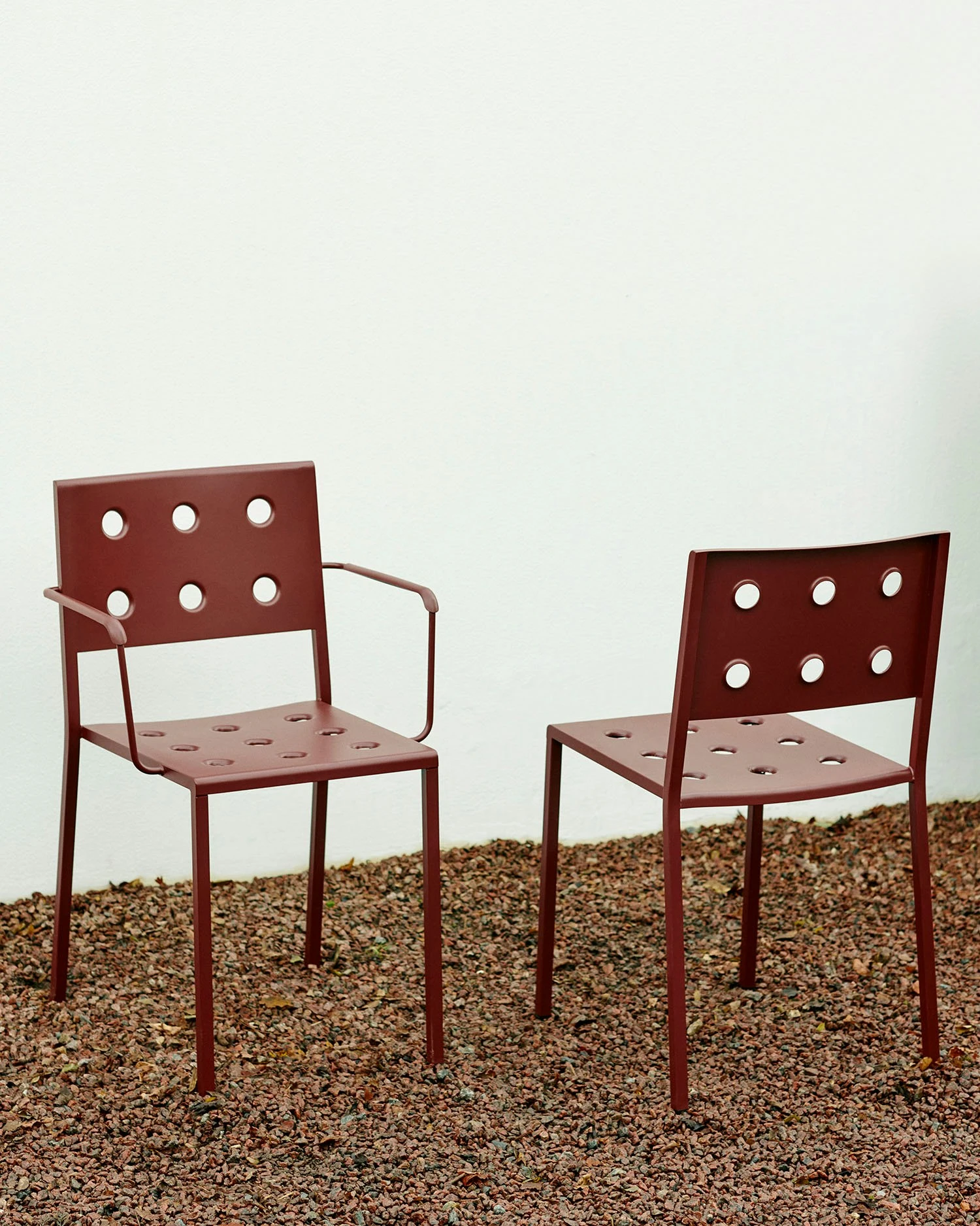 Hay Balcony Lehnstuhl, Iron Red 3 Hay Balcony Lehnstuhl, Iron Red – Bild 3