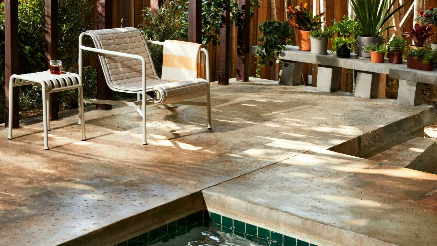 Hay Palissade Loungesessel Kurz, Sky Grey 3 Hay Palissade Loungesessel Kurz, Sky Grey – Bild 3