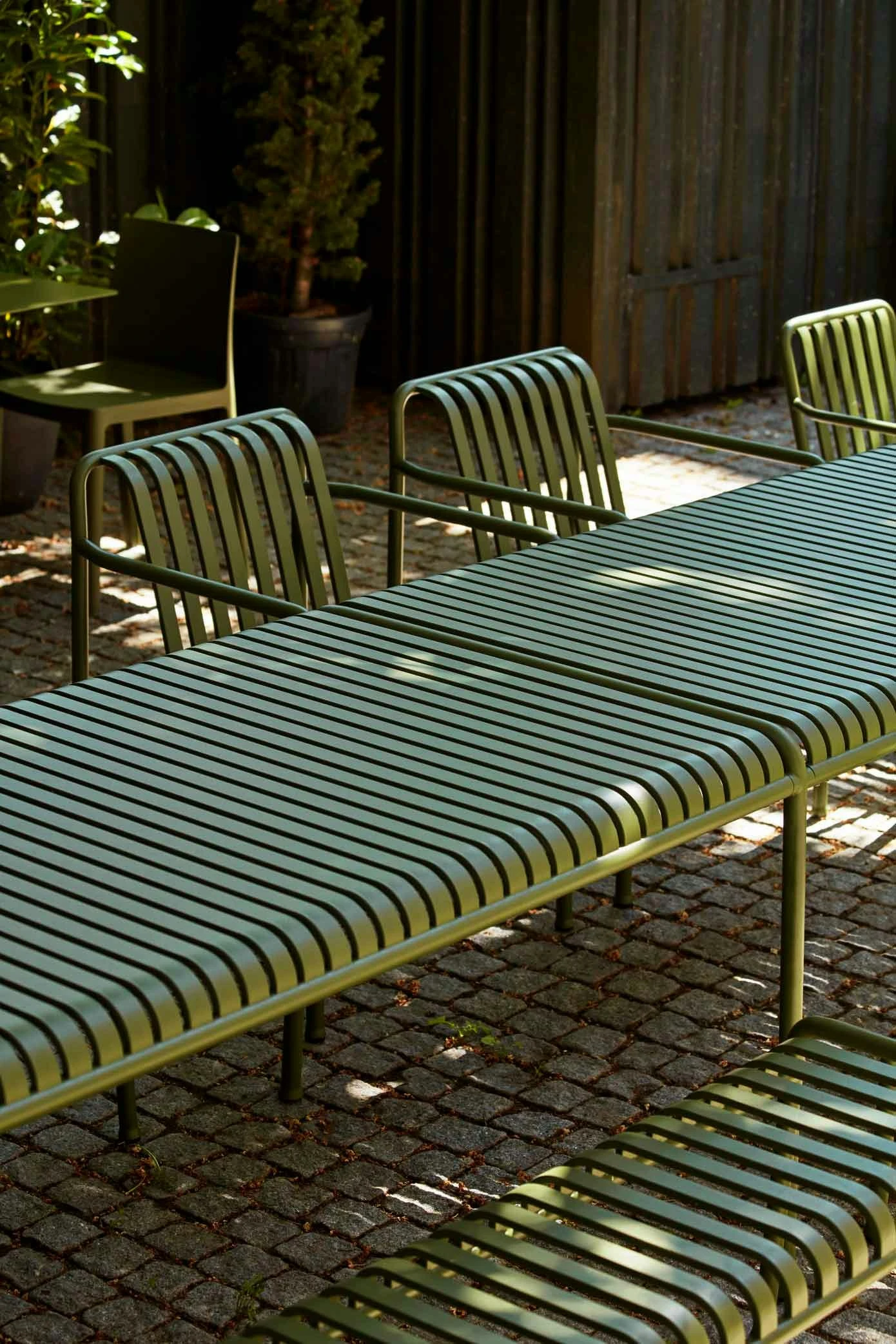 Hay Palissade Tisch 170x90 Cm, Olive 2 Hay Palissade Tisch 170x90 Cm, Olive – Bild 2