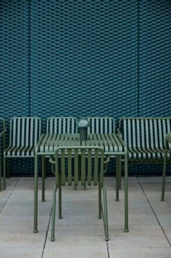 Hay Palissade Tisch 82,5x90 Cm, Olive 7 Hay Palissade Tisch 82,5x90 Cm, Olive -Hay || Brafab || Fatboy Verkäufe hay palissade tisch 80x80 cm 5