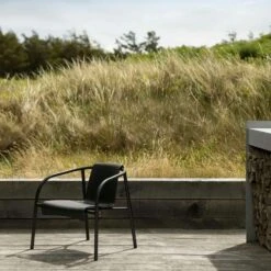 NAMI Lounge Stuhl, Schwarz -Hay || Brafab || Fatboy Verkäufe houe nami lounge chair monocolor olive green 7