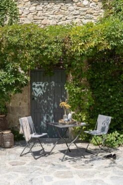 Lafuma Balcony II Colorblock Tisch 64x70 Cm, Titan 8 Lafuma Balcony II Colorblock Tisch 64x70 Cm, Titan -Hay || Brafab || Fatboy Verkäufe lafuma balcony table cb moss moss 15