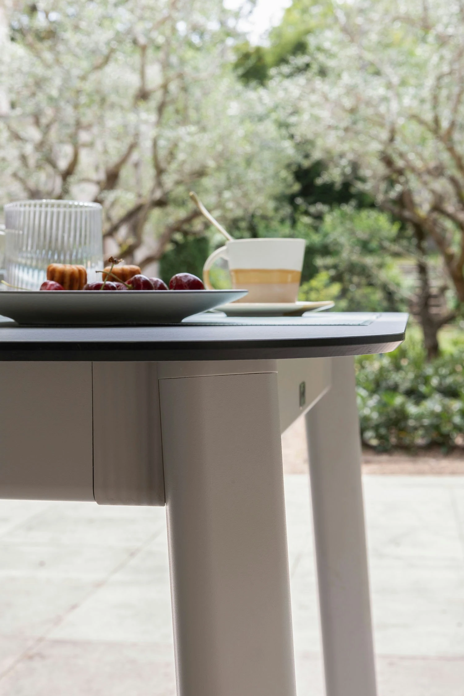 Lafuma Oron Tisch Laminat, S 100x150 Cm, Ciment / Sable 2 Lafuma Oron Tisch Laminat, S 100x150 Cm, Ciment / Sable – Bild 2