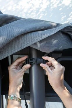 Lafuma Oron Möbelabdeckung Anthrazit, L 9 Lafuma Oron Möbelabdeckung Anthrazit, L -Hay || Brafab || Fatboy Verkäufe lafuma table protection cover oron l 5