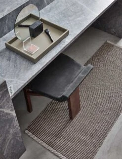 Mono Teppich Dark Brown/ Dark Linen, 85x160 Cm -Hay || Brafab || Fatboy Verkäufe pappelina mono teppich dark brown dark linen 1