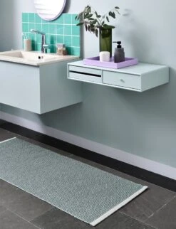 Mono Teppich Sage/ Army, 60x85 Cm -Hay || Brafab || Fatboy Verkäufe pappelina mono teppich salbei army 2 2